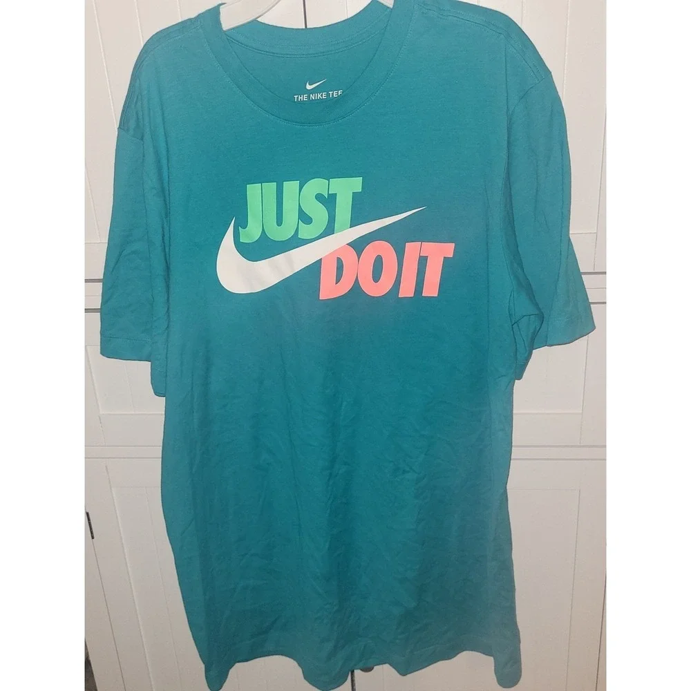 Nike The Nike Tee Just Do It Graphic T-Shirt Mens Size M Green